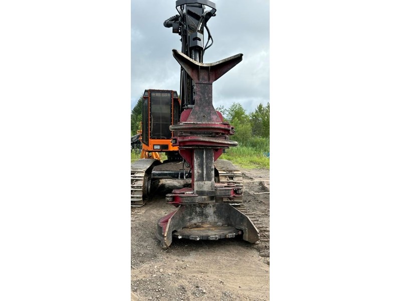 2015 TimberPro TN735B Track Feller Buncher